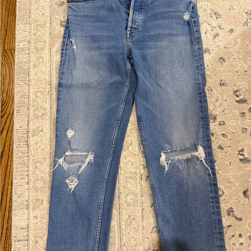 MOTHER Distressed Blue Jeans, The Tomcat ankle